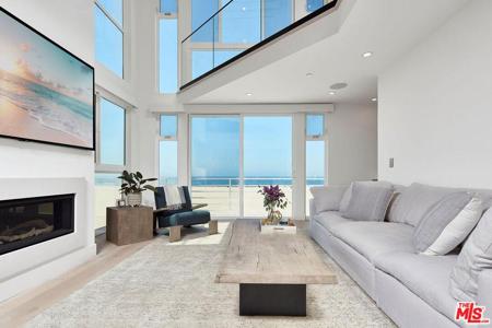 4403 Ocean Front Walk