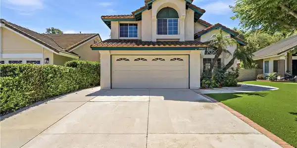 15961 Oak Canyon