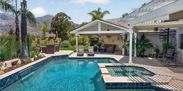 21041 Briarwood
