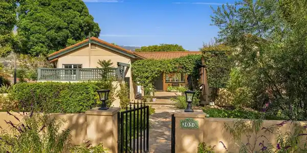 3050 Serena Road