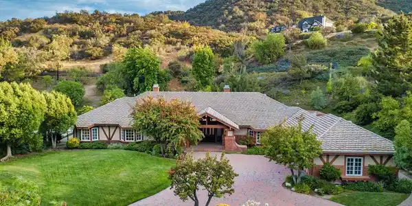 29338 Wagon Road