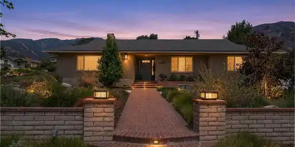 2439 Ocean View
