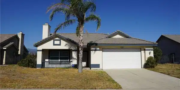 4611 Orange Drive