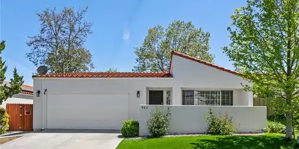 942 Patria Circle