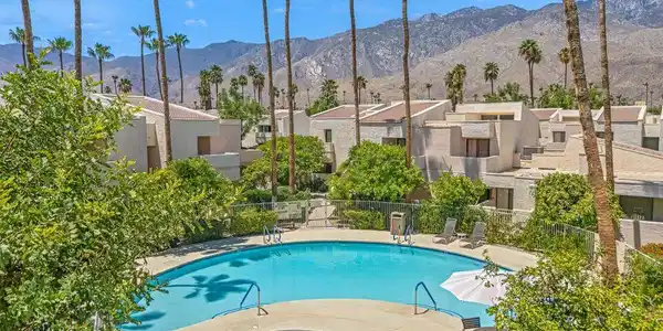2098 Normandy Court