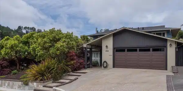 854 Prairie Creek Drive