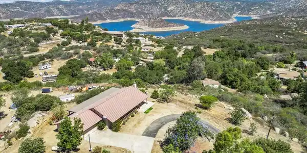12460 Muth Valley Road
