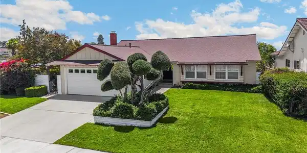 901 N Del Sol