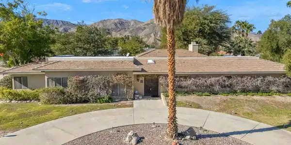 46451 Goldenrod Lane