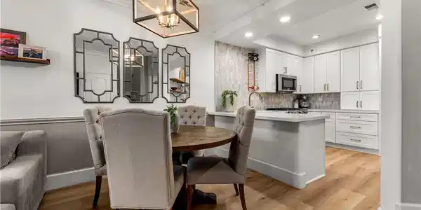 1370 S Country Glen