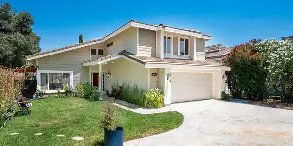 14825 Begonias Lane