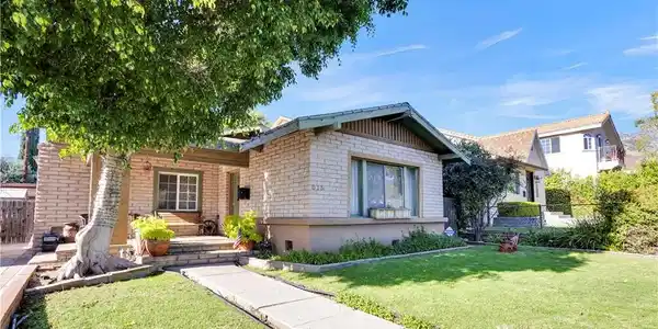 815 E Magnolia