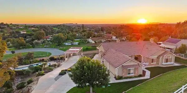 3353 Yerba Buena Drive