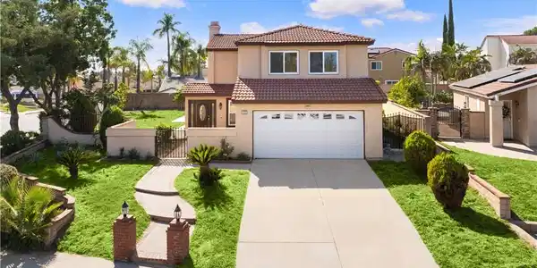 547 Bellows Court