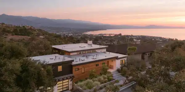 1103 Harbor Hills Drive
