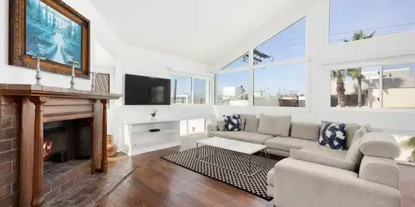18 Union Jack Street
