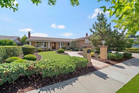 6106 Calle Esperanza
