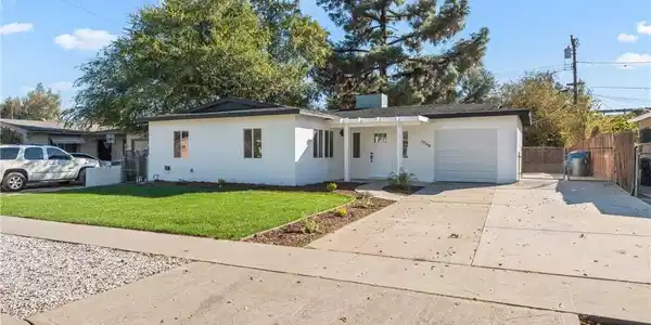 1259 Holly Vista