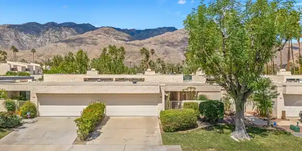 1541 S Cerritos Drive