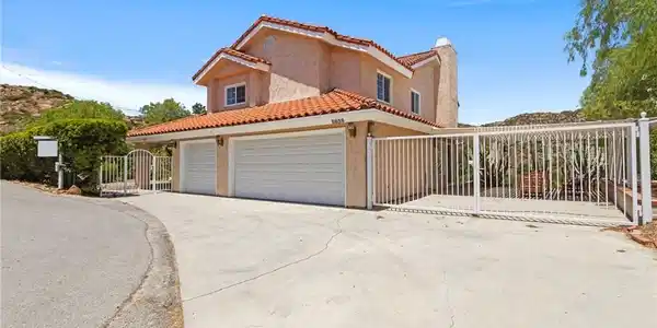 8838 Chatlake Drive