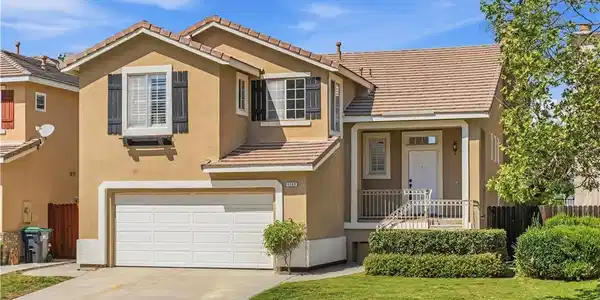 4388 Mission Hills