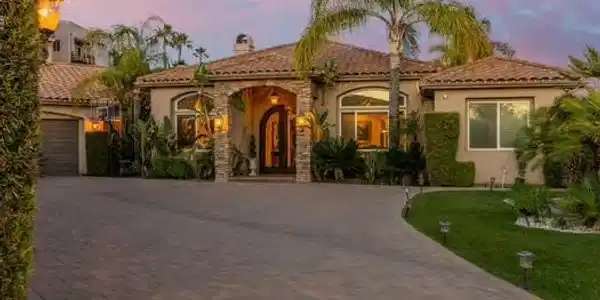 22928 San Joaquin E
