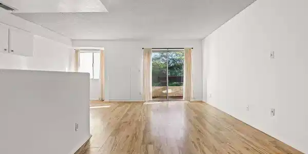 2700 Cahuenga Boulevard