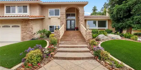 10702 Beechwood Drive