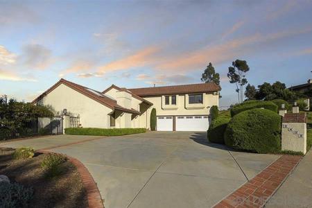 3408 Lomas Serenas Dr