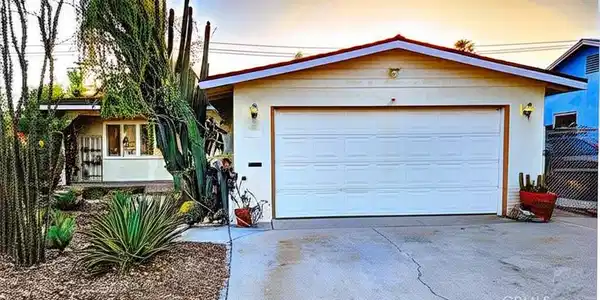 3552 N Sierra Way