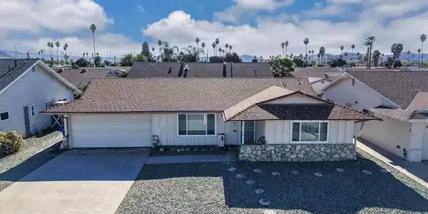1561 Sandlewood Drive
