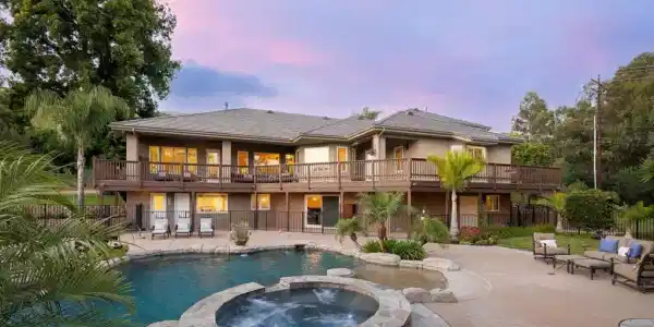 15275 Eastvale Rd