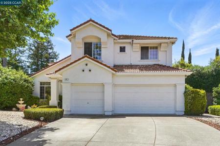 47 La Canada Ct