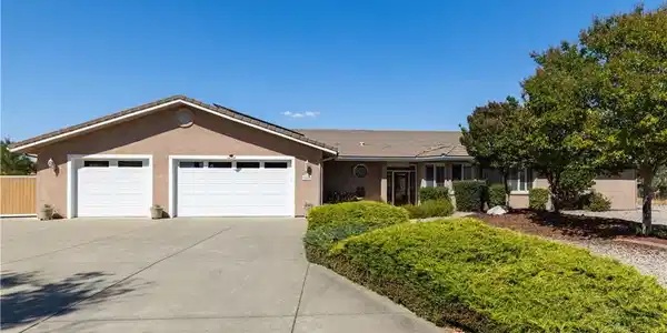 1615 Buggywhip Lane