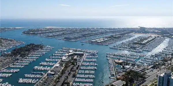 13650 Marina Pointe Drive