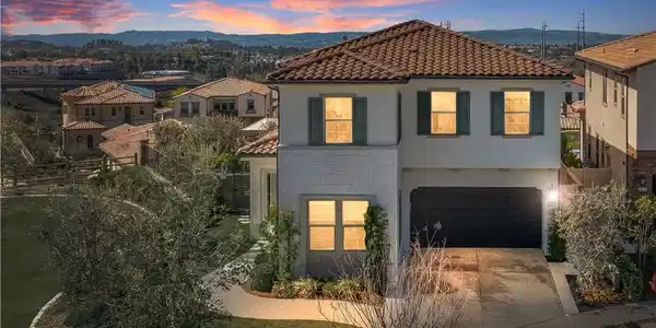 1818 Canyon Oaks Lane