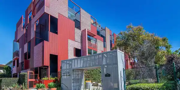 1140 N Formosa Avenue