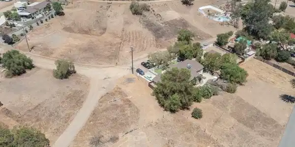 1 Mountain View Way