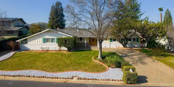 5895 5895 Herriman Dr