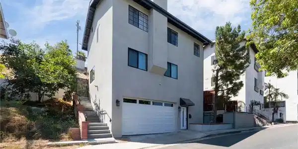 2717 Chadwick Circle