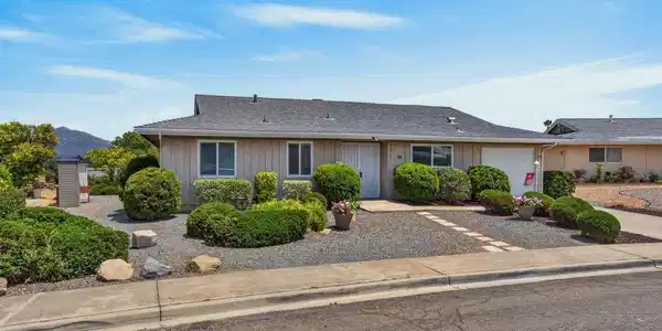 16749 Obispo Ln