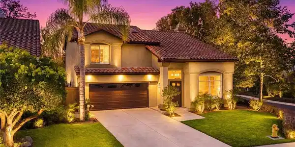 1 Egret Ln