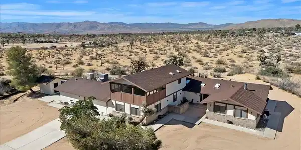 59187 Mesa Dr