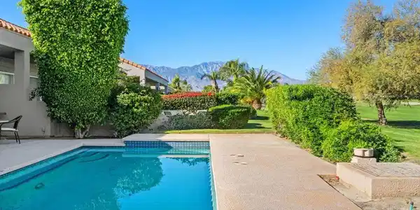 6 Pebble Beach Drive