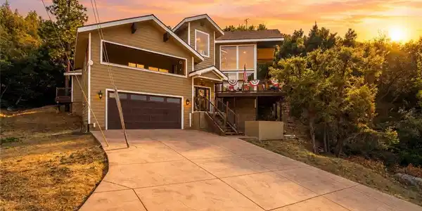 1813 Zermatt Drive