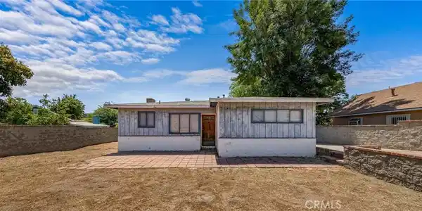 10816 Foothill Boulevard