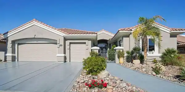 78220 Gray Hawk Drive