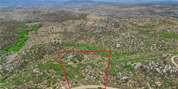 990 Crazy Horse Canyon Road