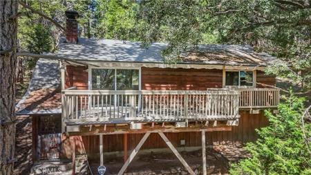 1155 Chateau Dr