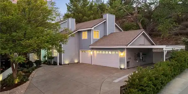 28628 Applewood Lane
